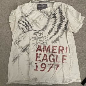 American Eagle White t-shirt